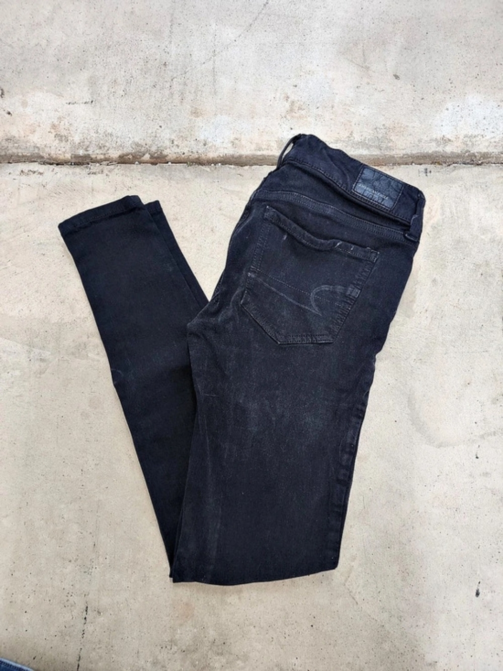 American Eagle Skinny Jeans in Black Waist 00